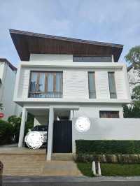 ปราณลักษณ์ พูลวิลล่า ปราณบุรี กับ สระว่ายน้ำดาดฟ้า