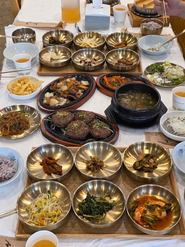 건강한 한 끼, 마음까지 든든해지는 한정식