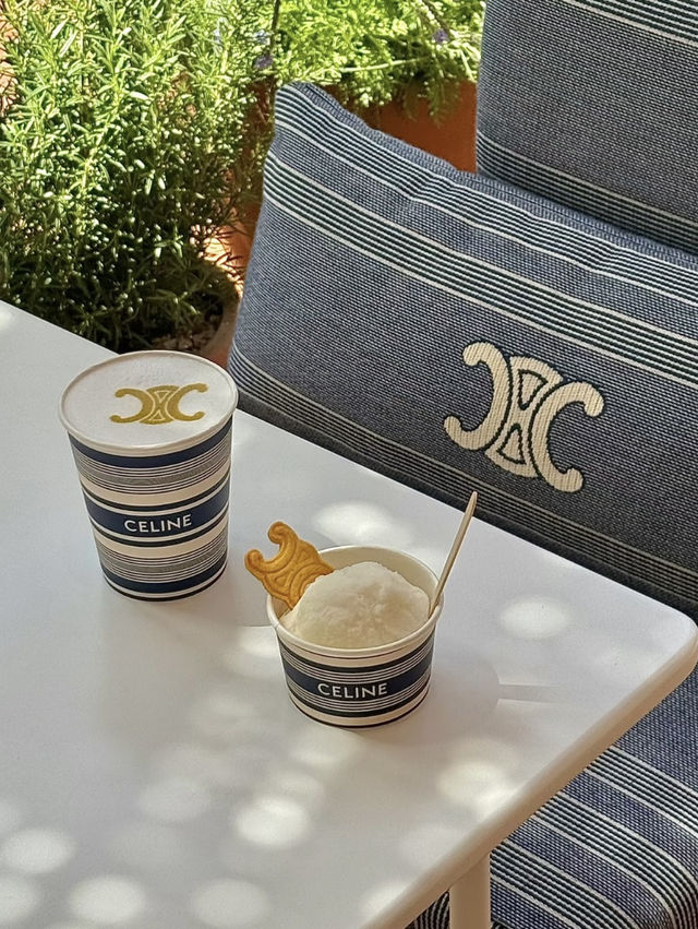 CELINE 夏日限时漫游 – A Chic Summer Escape in the City