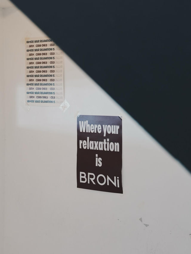 釜山 咖啡探店 有點美、有點空虛的 Broni 