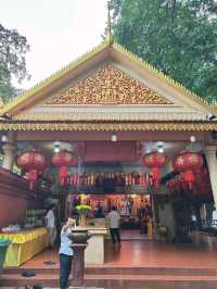 Wat Phnom: A Cultural Landmark on Phnom Penh’s Hilltop