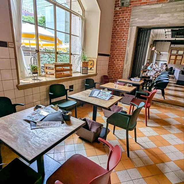 大阪 | 中央公會堂附屬的花園餐廳 NAKANOSHIMA SOCIAL EAT AWAKE
