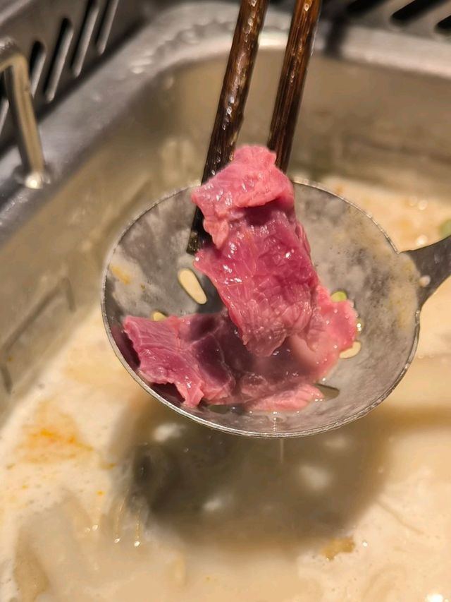 [海底撈火鍋],食物好味,環境舒適,服務稱心,抵讚！