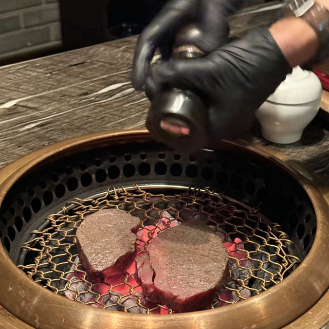 不愧是亞洲排名Top50的餐廳 💕 韓牛米其林天花板韓牛!BORN&BRED