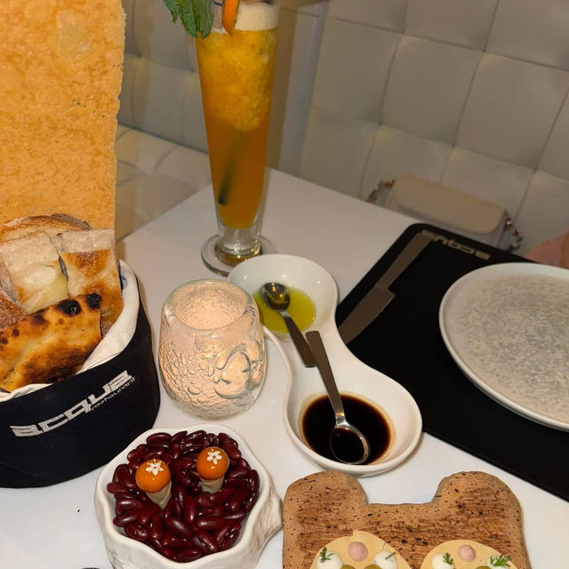Acqua Restaurant Phuket — Italian Fine Dining