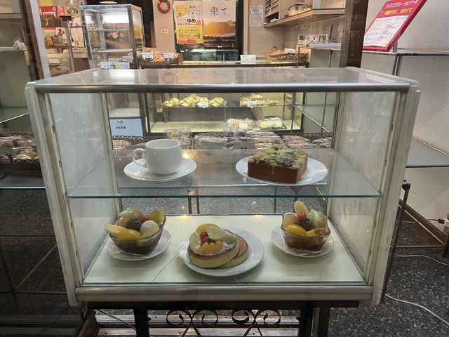 🍡 A Sweet Slice of the Past – Afternoon Tea at Ojima Pan-ten