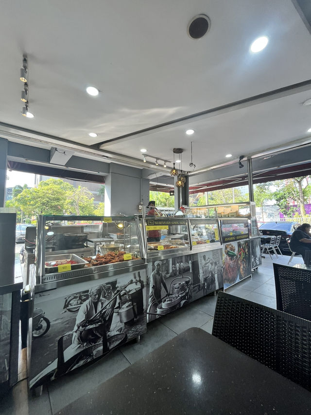 A Fiery Reunion with Malaysia—One Bite at a Time at Khulafa Restaurant