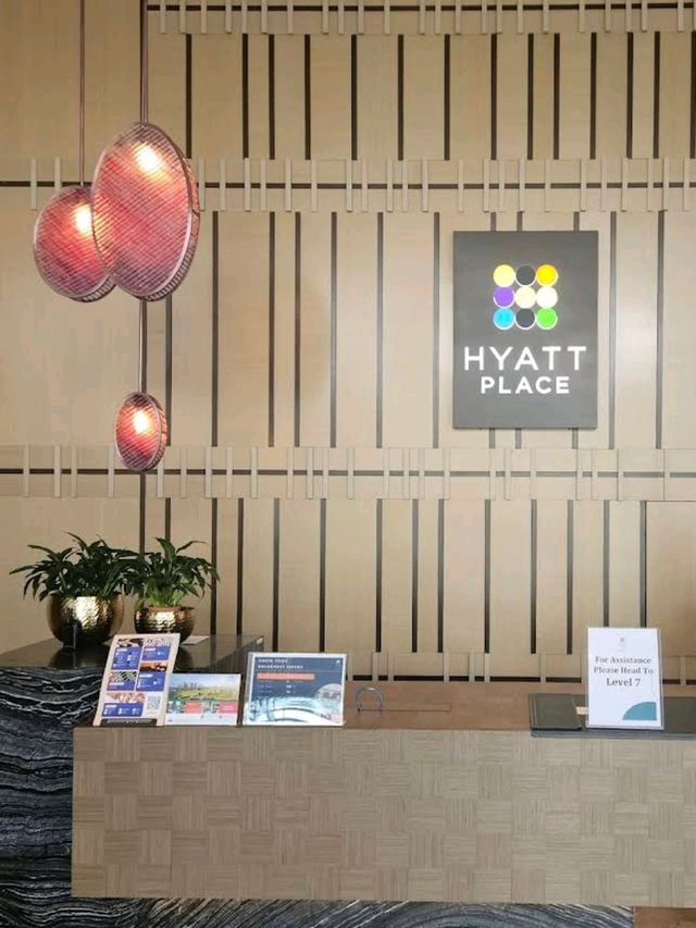 🌇 Hyatt Place JB – Shop, Sleep, Repeat! 🛍️🛏️