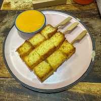 หนึ่ง นม นัว 🍼old town ภูเก็ต