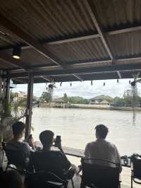 น้ำวน คาเฟ่ (Namwon Café)