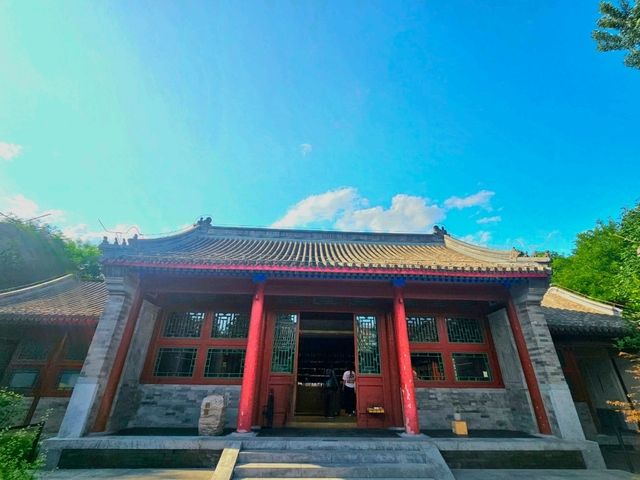 Le Labo's Beijing Heyuan Fragrance Lab: A Sensorial Retreat