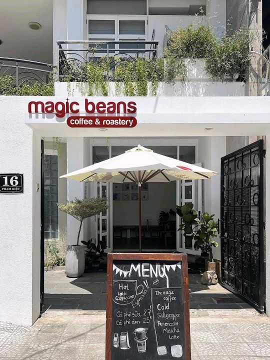 Magic Beans Coffee & Roastery