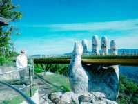 สะพานมือ (Golden Bridge) ที่บานาฮิลส์ 