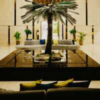 A Refined Getaway in Nature’s Embrace