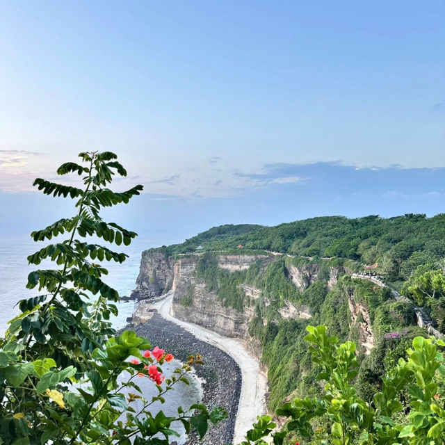 Clifftop Legends & Sunset Fire: Experiencing Uluwatu Temple