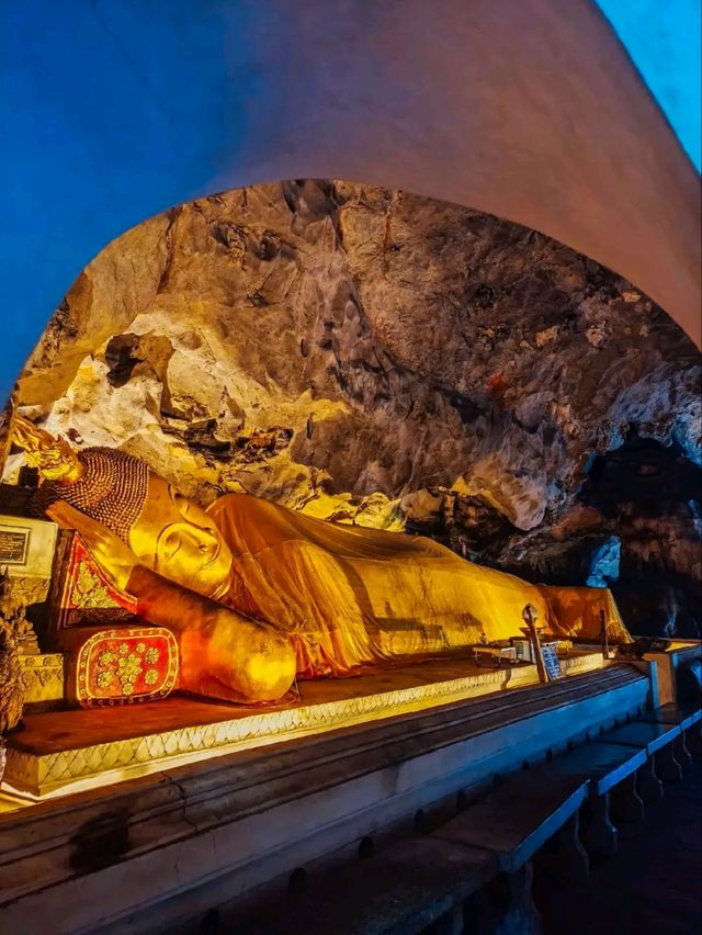 ถ้ำเขาหลวง เพชรบุรี