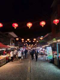 เที่ยวย้อนวันวานที่ตลาดจีนซากแง้ว