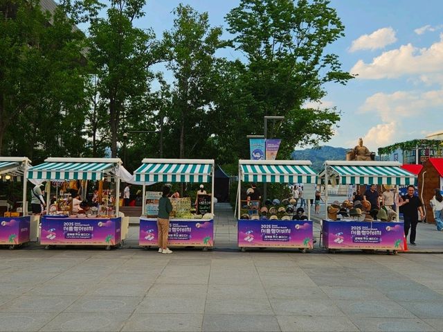 Summer festival at Gwanghwamun Square