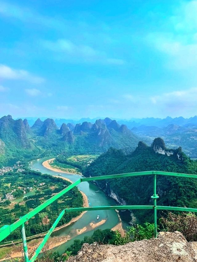 Yangshuo: China’s Postcard Paradise Yangshuo: China’s Postcard Paradise