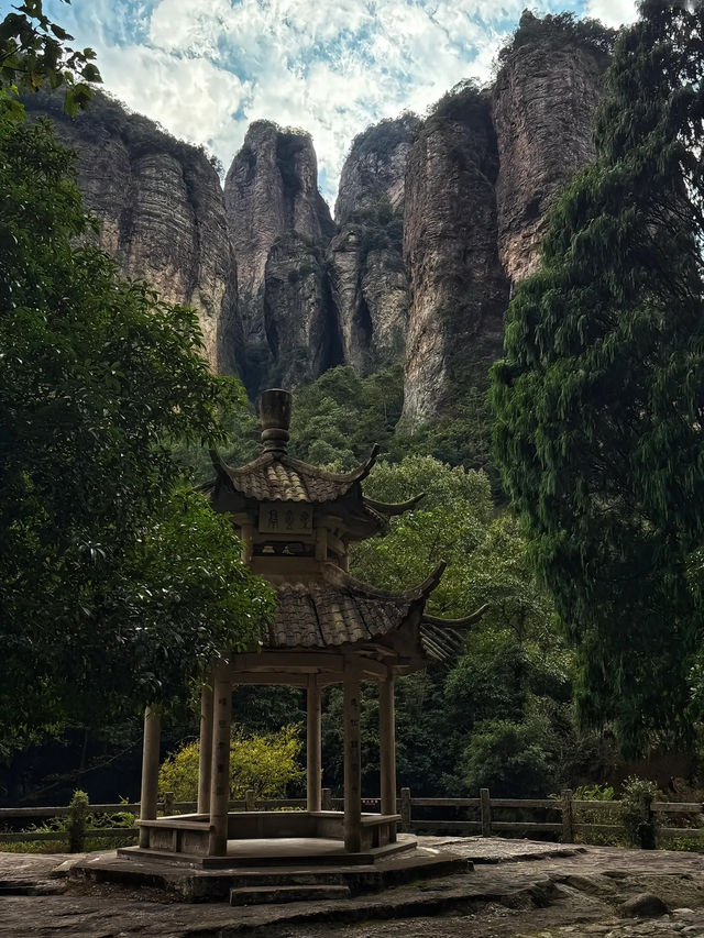 【雁蕩山｜雲煙深處的靈秀之境】