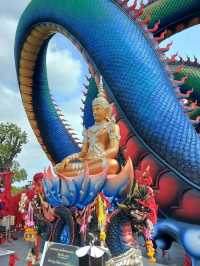สักการะพ่อปู่พญานาค วัดถ้ำแจง เพชรบุรี
