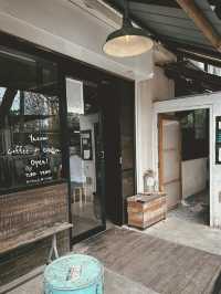 Yasumi cafe ลำปาง