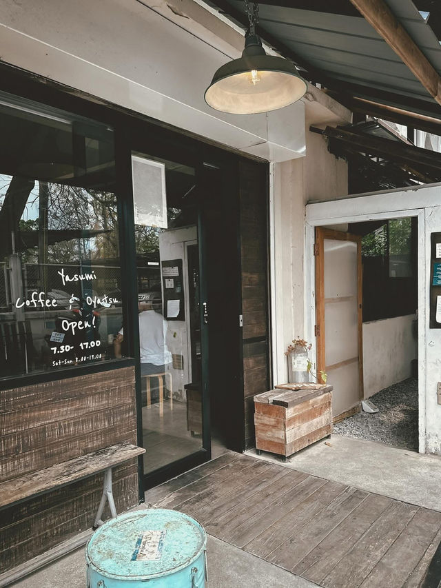 Yasumi cafe ลำปาง