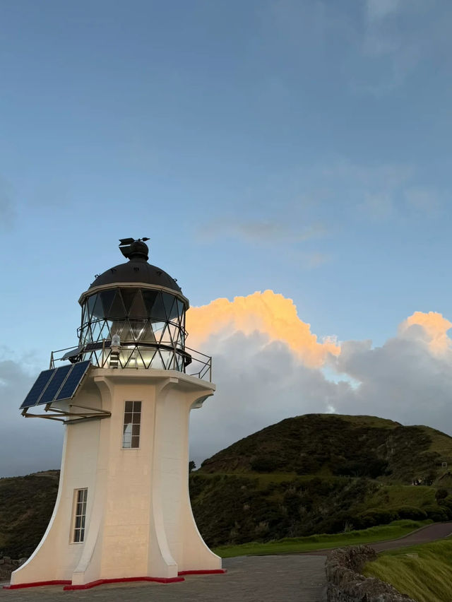 Cape Reinga Lighthouse – Where Land Meets Sea in New Zealand