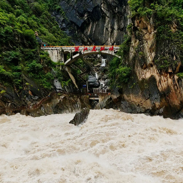 Breathtaking Testament to Nature's Power