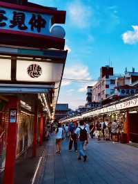 ⛩️「紅燈籠下，是東京最古老的祈願之地」。」