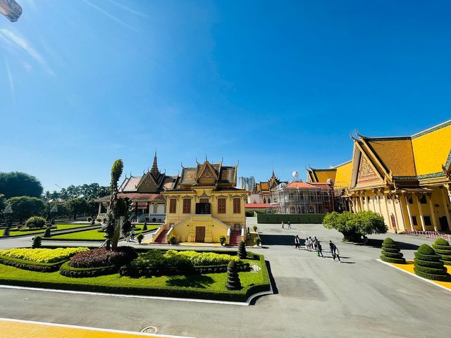 A Stunning Display of Cambodian Culture