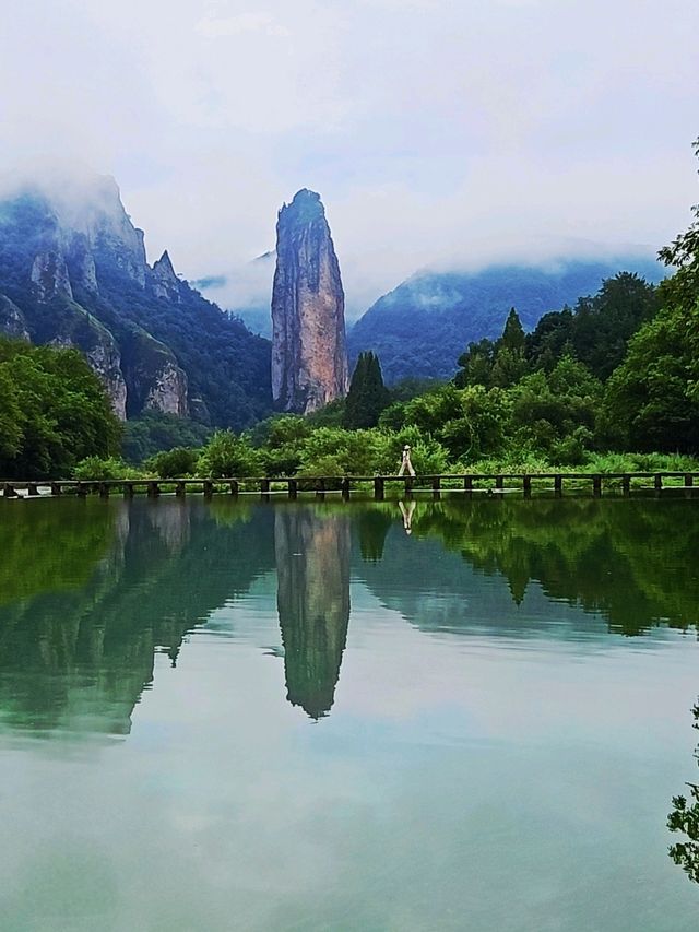 我終於看到了仙境～縉云仙都朱潭山
