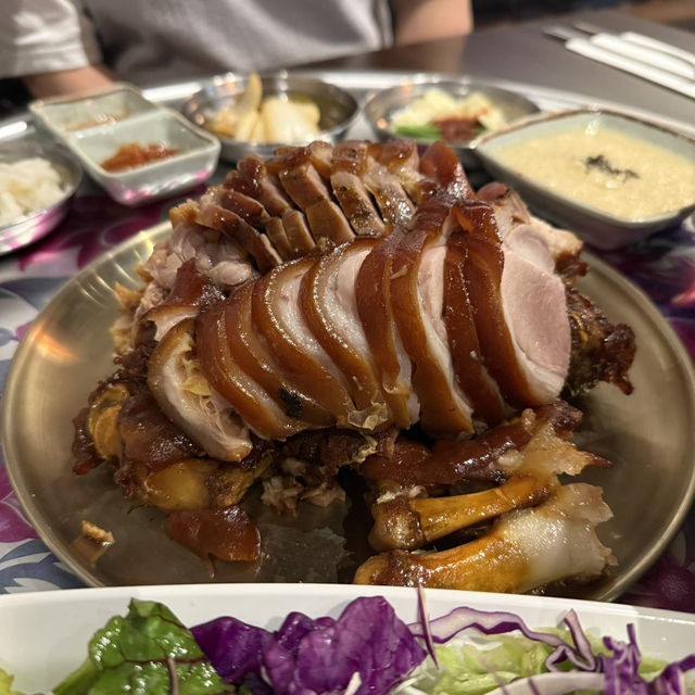 「豬腳好食,配菜麻麻🙈」 「豬腳好食,配菜麻麻🙈」