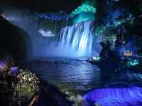 🌊 Huangguoshu Waterfall — The King of Asian Waterfalls! 🌿✨