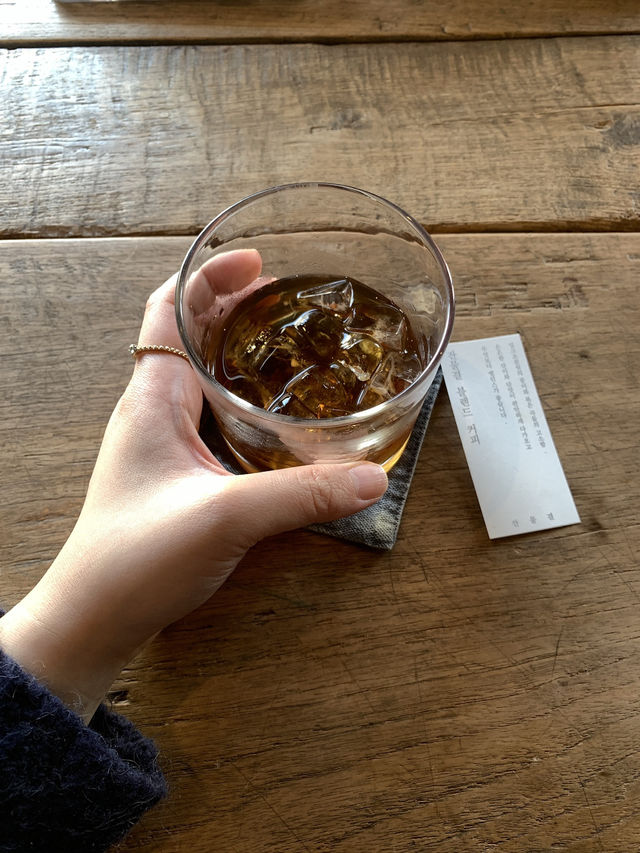 제주 협재 커피맛집 잔물결
