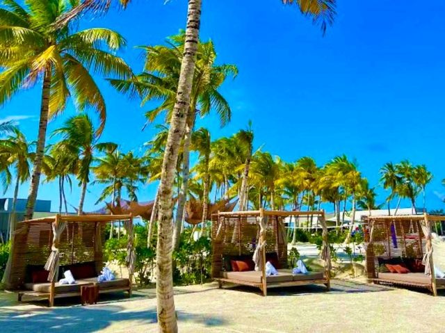 The Ritz-Carlton Maldives, Fari Islands — Refined Luxury in Every Detail The Ritz-Carlton Maldives, Fari Islands — Refined Luxury in Every Detail