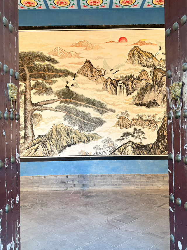 🌅哈密落日下的歷史秘境|打卡回王府,中式建築超有氛圍! 🌅哈密落日下的歷史秘境|打卡回王府,中式建築超有氛圍!