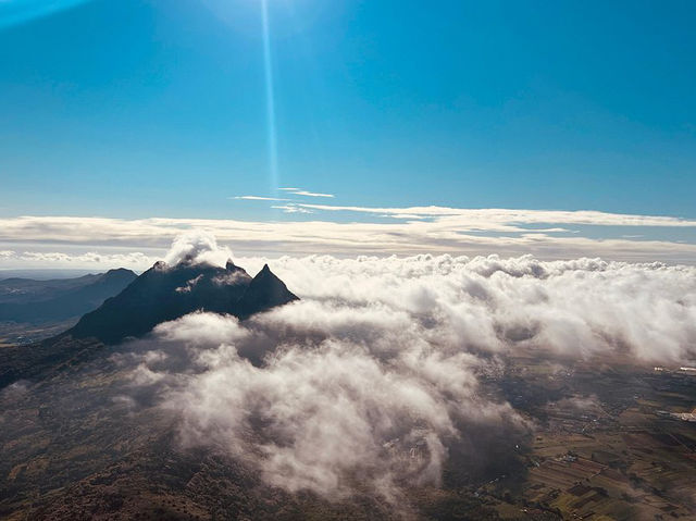 Le Pouce - Unforgettable peak in Mauritius 