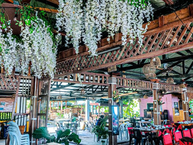 Scenic Food Stop in Toledo City, Cebu