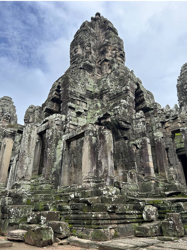Bayon Temple ប្រាសាទបាយ័ន