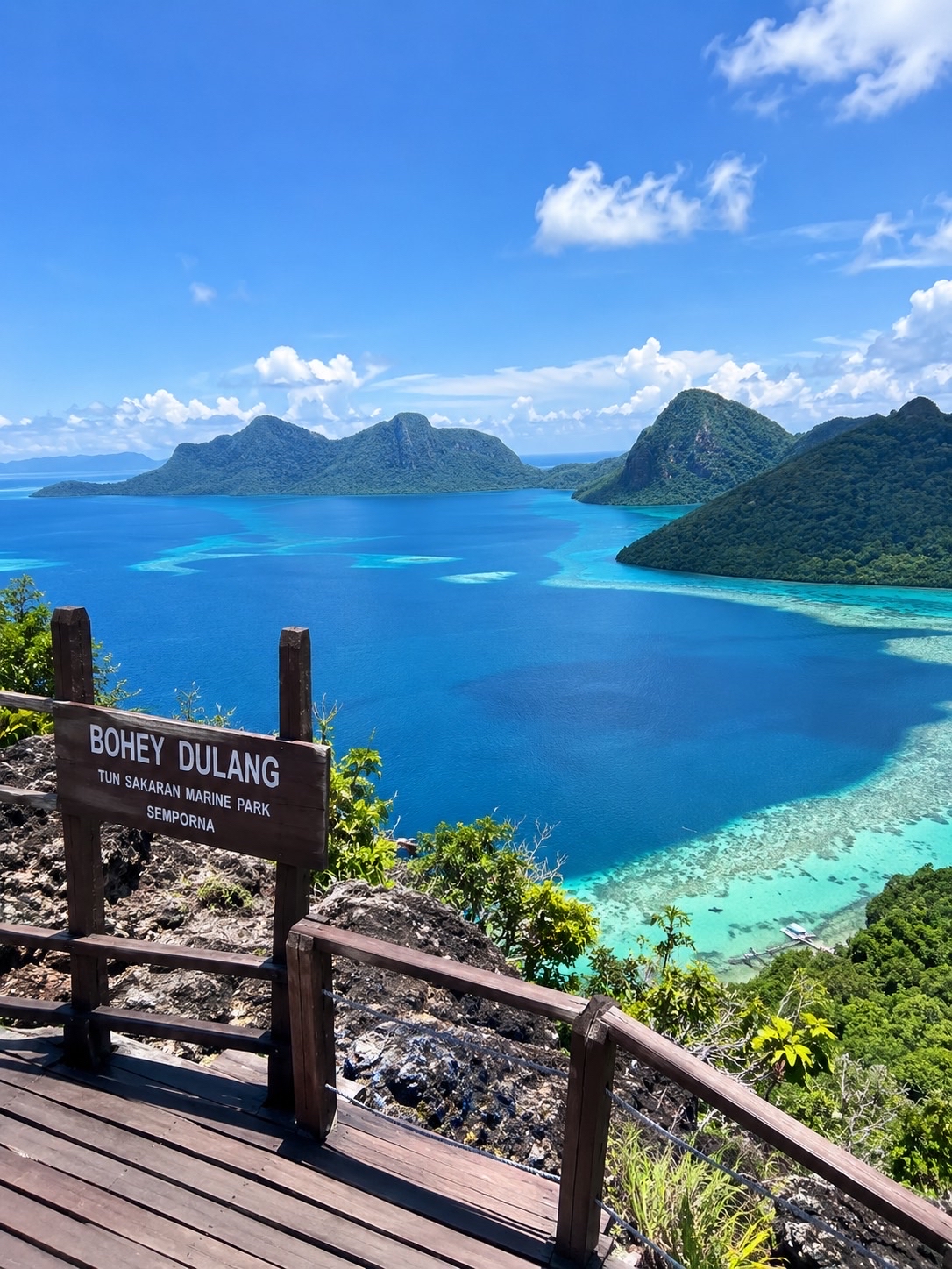 Semporna: Sabah's Coastal Paradise, Malaysia 🌊