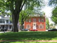  Downtown Historic Charm of Delaware 