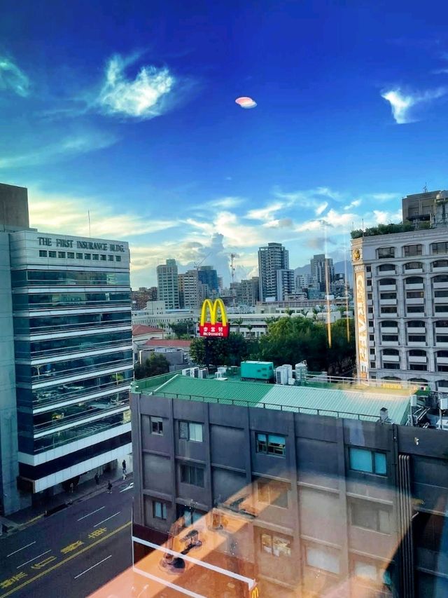 🌸Hilton 旗下的商務酒店@台北🌸