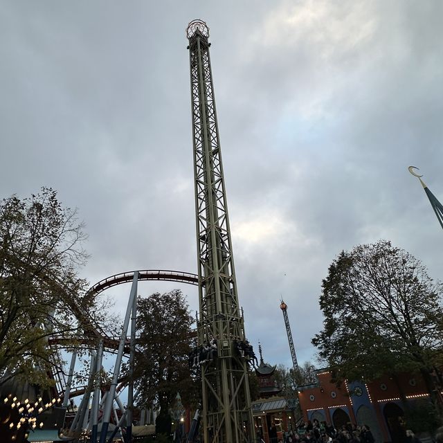 哥本哈根趣伏里公園（Tivoli Gardens）