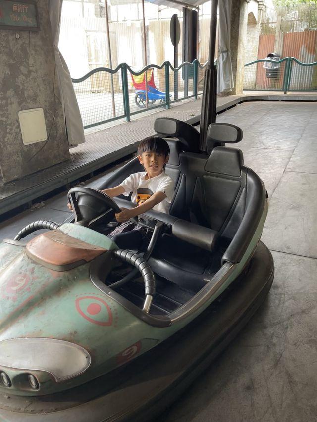 新設新園區 Chessington World of Adventures 切斯頓冒險世界