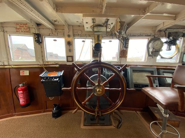 Exploring the Historic Ross Tiger in Grimsby 🚢⚓️