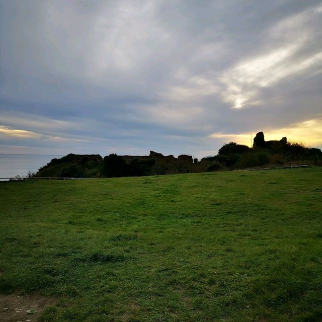 Seaside Strolls and Historic Tales: Discovering Hastings