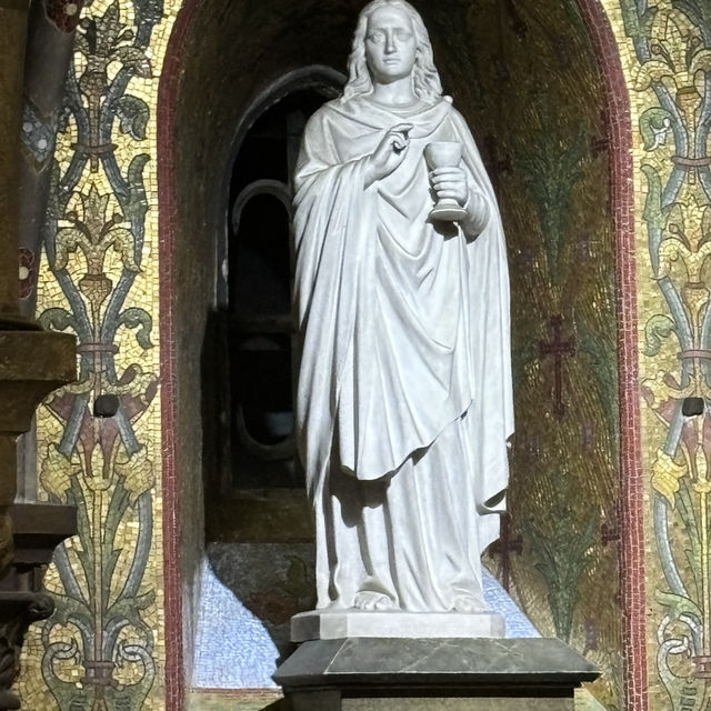 A solemn holiday in Lourdes