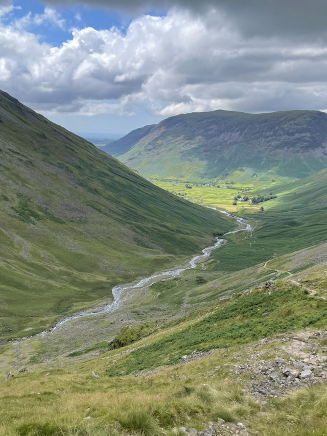 A Breathtaking London Day Trip to the Lake District 🚤
