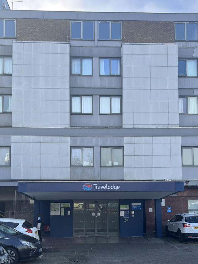 A night at Travelodge Luton 🇬🇧